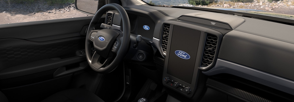 tổng quan nội thất của xe Ford 2023